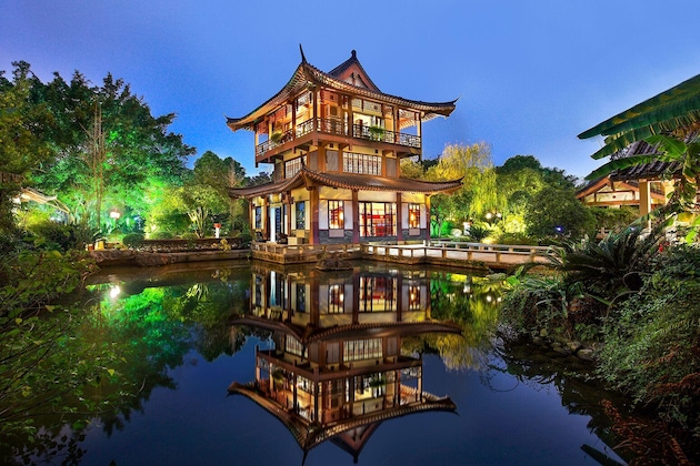 Gallery - Guilinyi Royal Palace