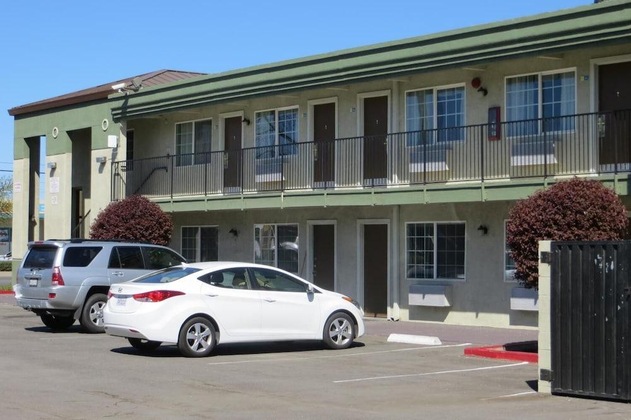 Gallery - American Inn