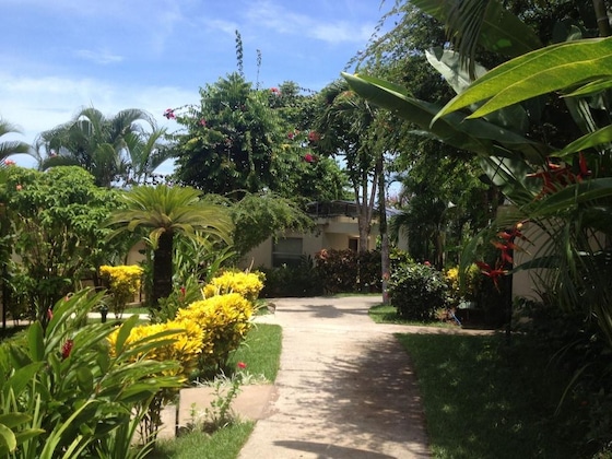 Gallery - La Mariposa Hotel