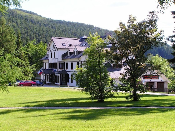 Gallery - Hotel Start