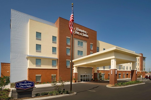 Gallery - Hampton Inn & Suites San Antonio-Downtown   Market Square