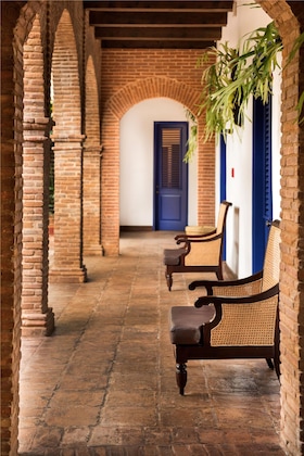 Gallery - Casas Del XVI