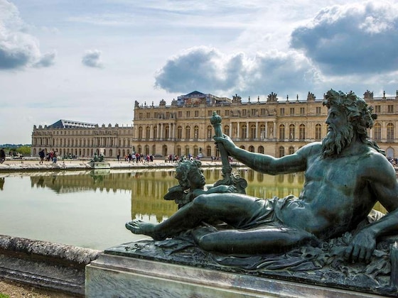Gallery - Ibis Versailles Château