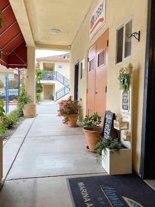Gallery - Monarch Valley Inn