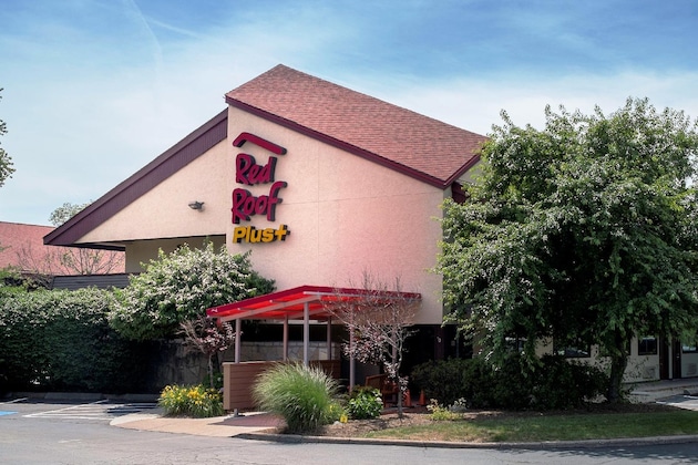 Gallery - Red Roof Inn Plus+ West Springfield