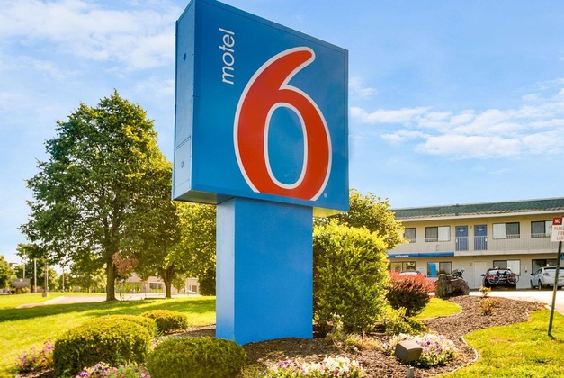 Gallery - Motel 6 Kansas City Southwest - Lenexa