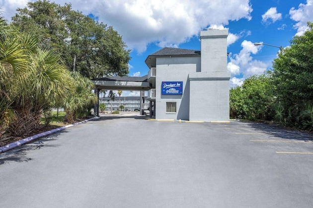 Gallery - Howard Johnson by Wyndham Orlando Lake Buena Vista South