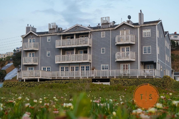 Gallery - Inn At Playa Del Rey