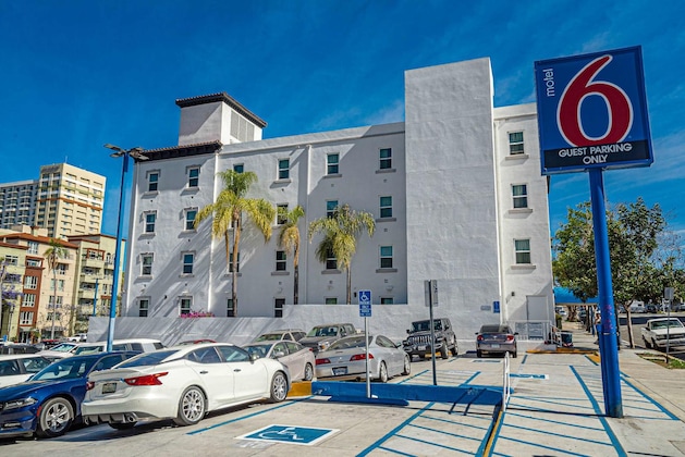 Gallery - Motel 6 San Diego Downtown
