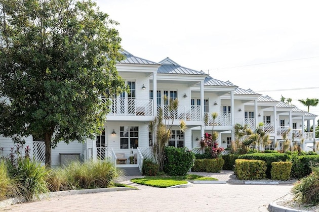 Gallery - Bayside Villas By Islander Resort