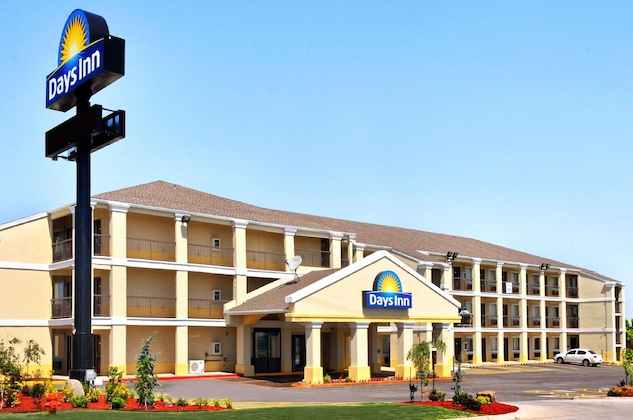 Gallery - Days Inn By Wyndham Oklahoma City Moore