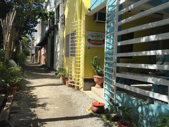 Gallery - Ellen's Resort Annex