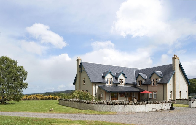 Gallery - Daviot Lodge