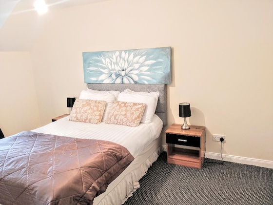 Gallery - Millie And Charley's Apartments