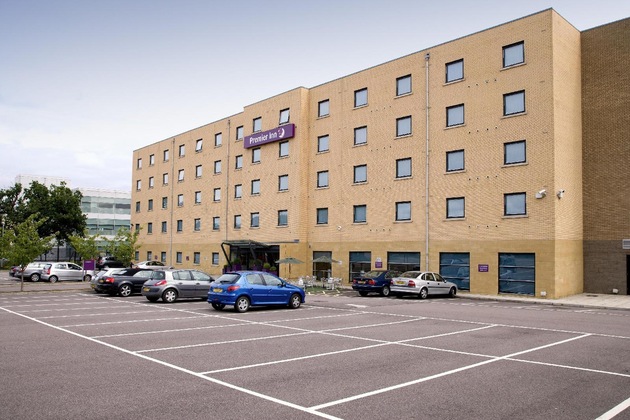 Gallery - Premier Inn Stevenage Central
