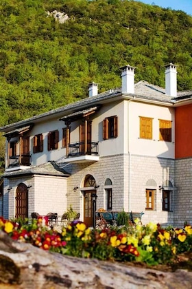 Gallery - Dovra Hotel