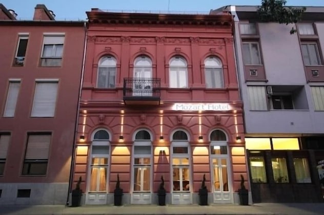 Gallery - Mozart Hotel