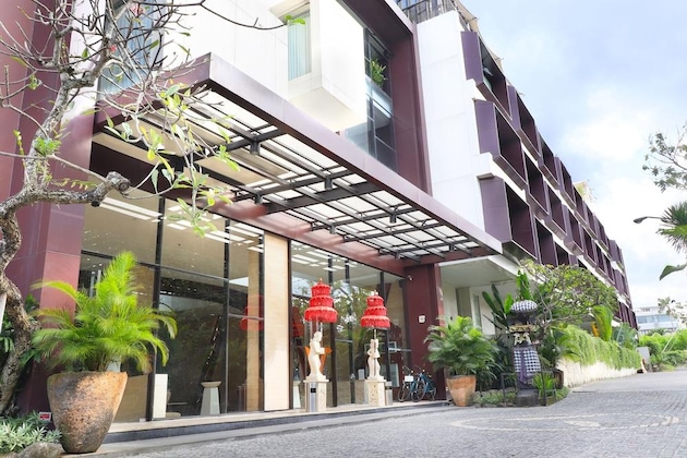 Gallery - De Vins Sky Hotel Seminyak