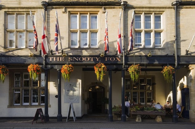 Gallery - The Snooty Fox