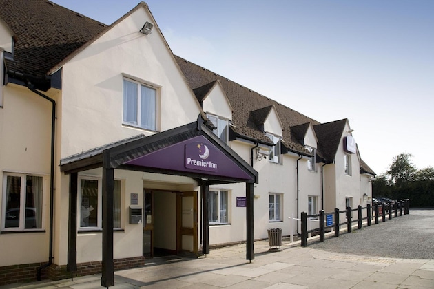 Gallery - Premier Inn Ipswich South East