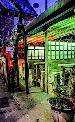 Gallery - Ox Hotel Bar & Grill