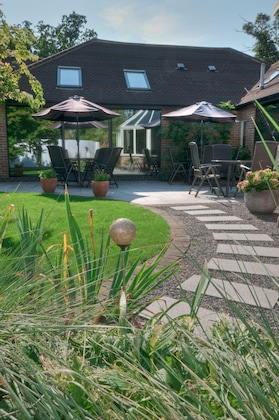 Gallery - South Lodge