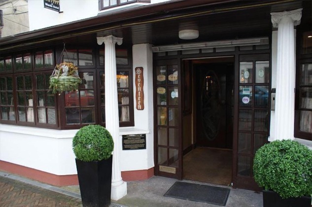 Gallery - Wards Hotel