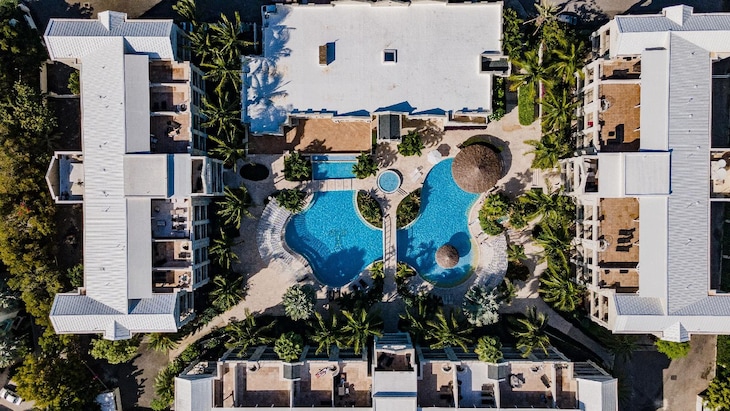 Gallery - The Atrium Resort