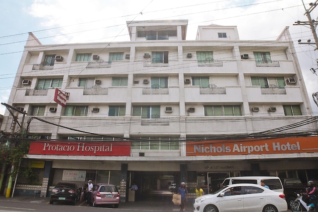 Gallery - Nichols Airport Hotel