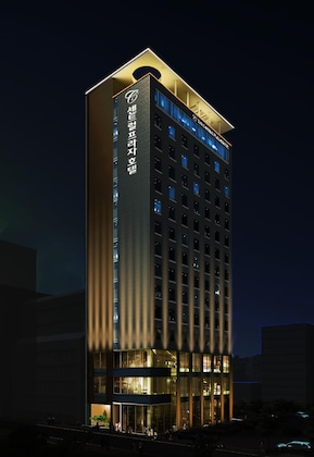 Gallery - The Central Plaza Hotel