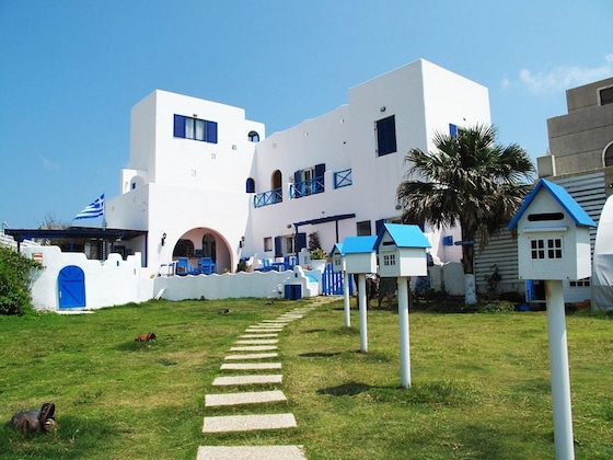 Gallery - Greek Frontier Villa