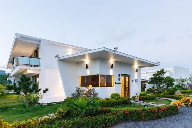 Gallery - Sheng Tu Villa