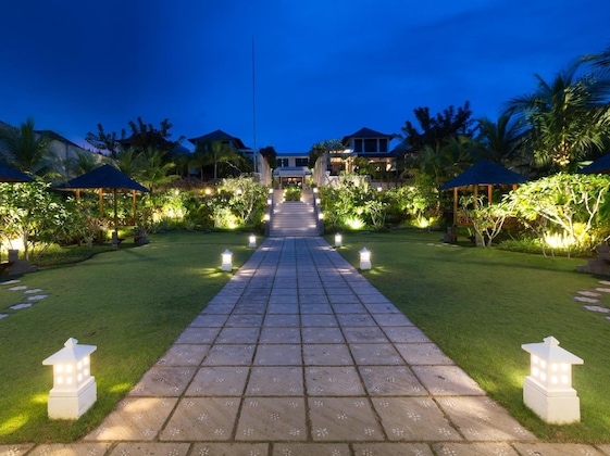 Gallery - The Ocean Views Luxury Villas & Apartment