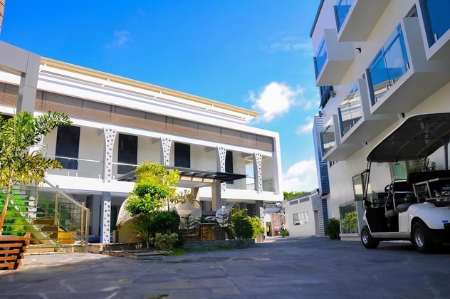Gallery - Eloisa Royal Suites