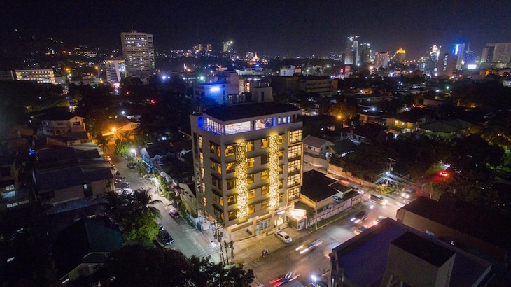 Gallery - Premiere Citi Suites