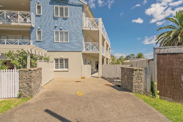 Gallery - Crowsnest Apartments