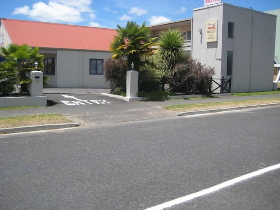 Gallery - Alexander Motel