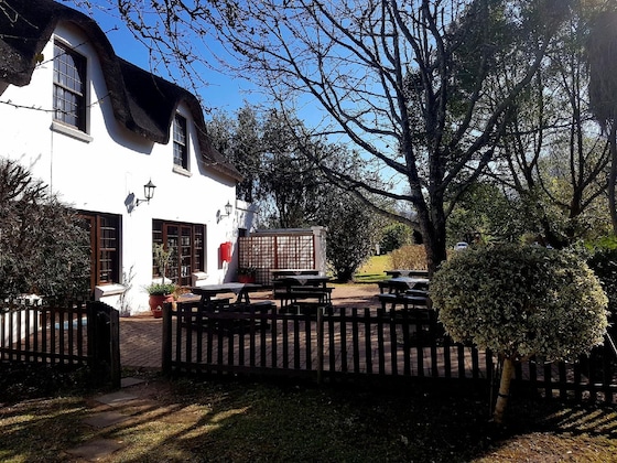 Gallery - Oakhurst Hotel