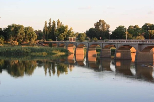 Gallery - Belurana Collection River Manor