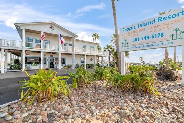 Gallery - Tropic Island Resort