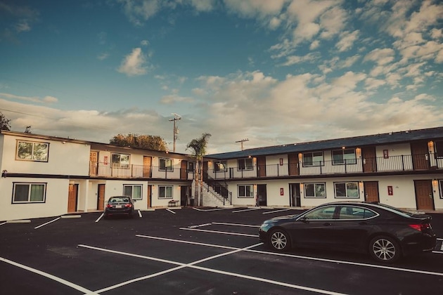 Gallery - Seaside Inn Morro Bay