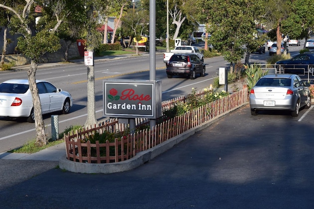 Gallery - Rose Garden Inn