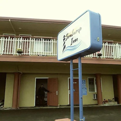 Gallery - Sealamp Inn