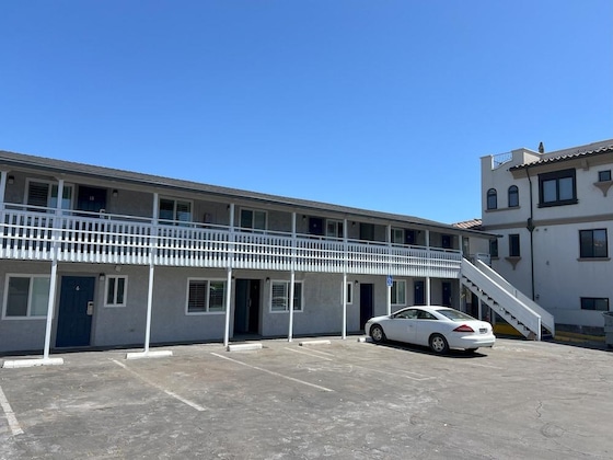 Gallery - Sea Garden Inn