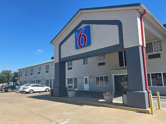 Gallery - Motel 6 Tulsa, Ok - Airport