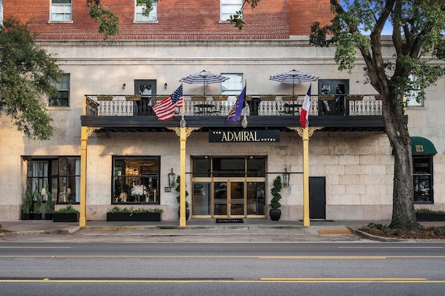 Gallery - The Admiral