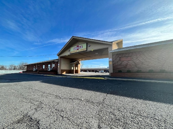Gallery - Circle Motel Lodge