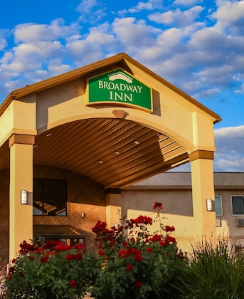 Gallery - Broadway Inn Conference Center