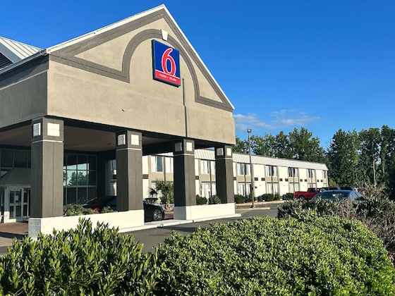 Gallery - Motel 6 Rock Hill Sc