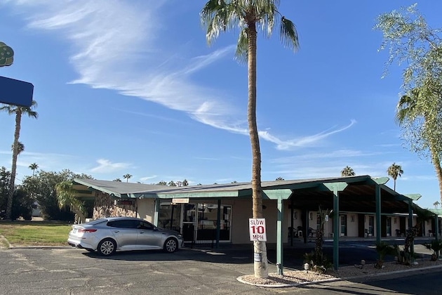 Gallery - Oyo Hotel Yuma Az Desert Grove